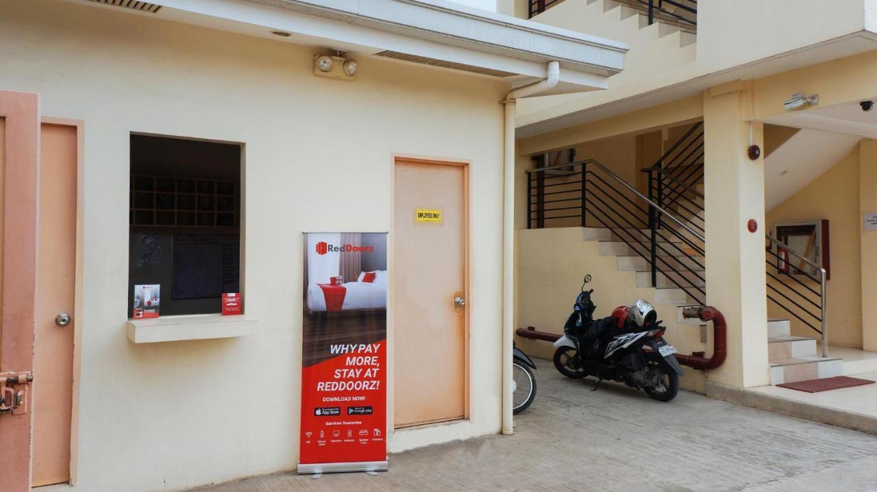 Reddoorz Plus Near Talisay Town Center Kültér fotó