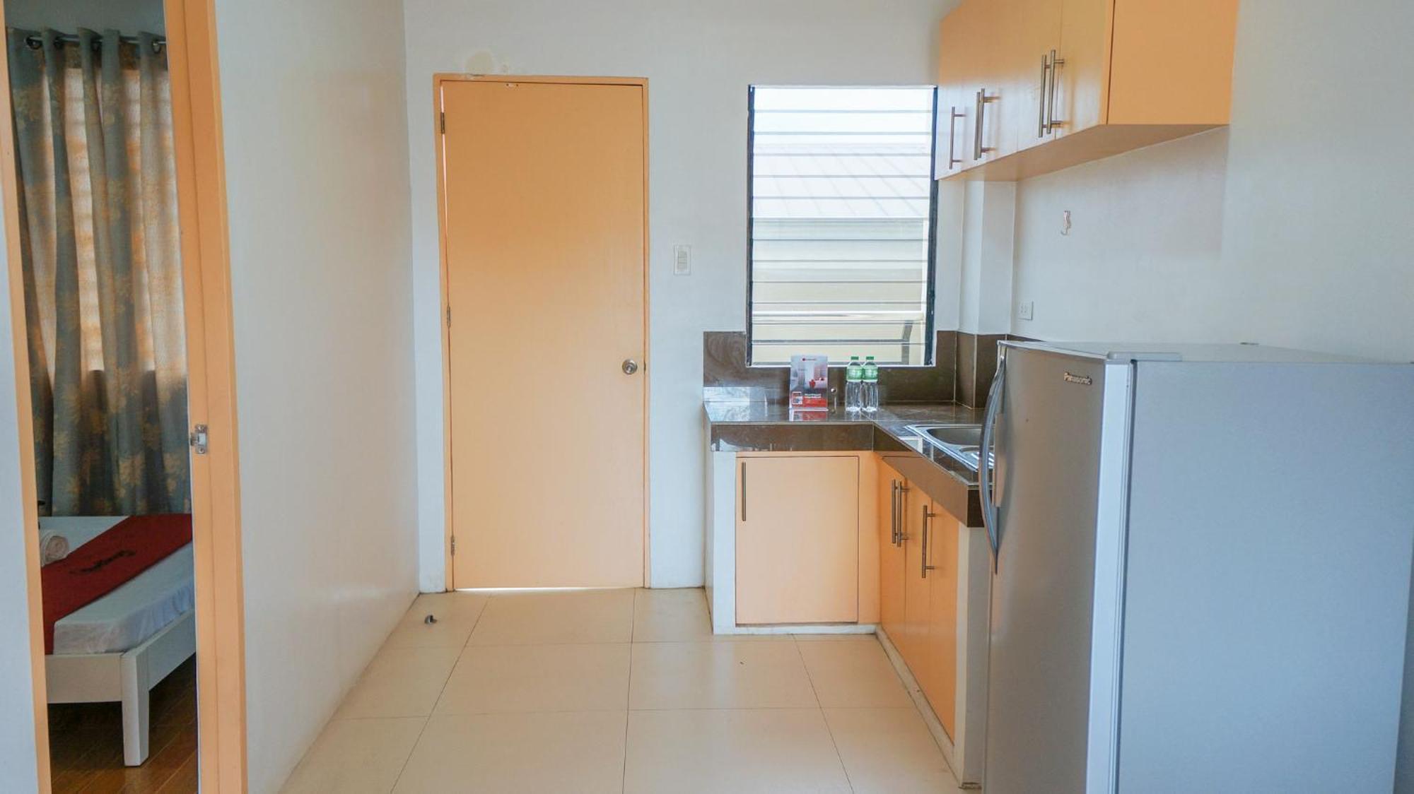 Reddoorz Plus Near Talisay Town Center Kültér fotó