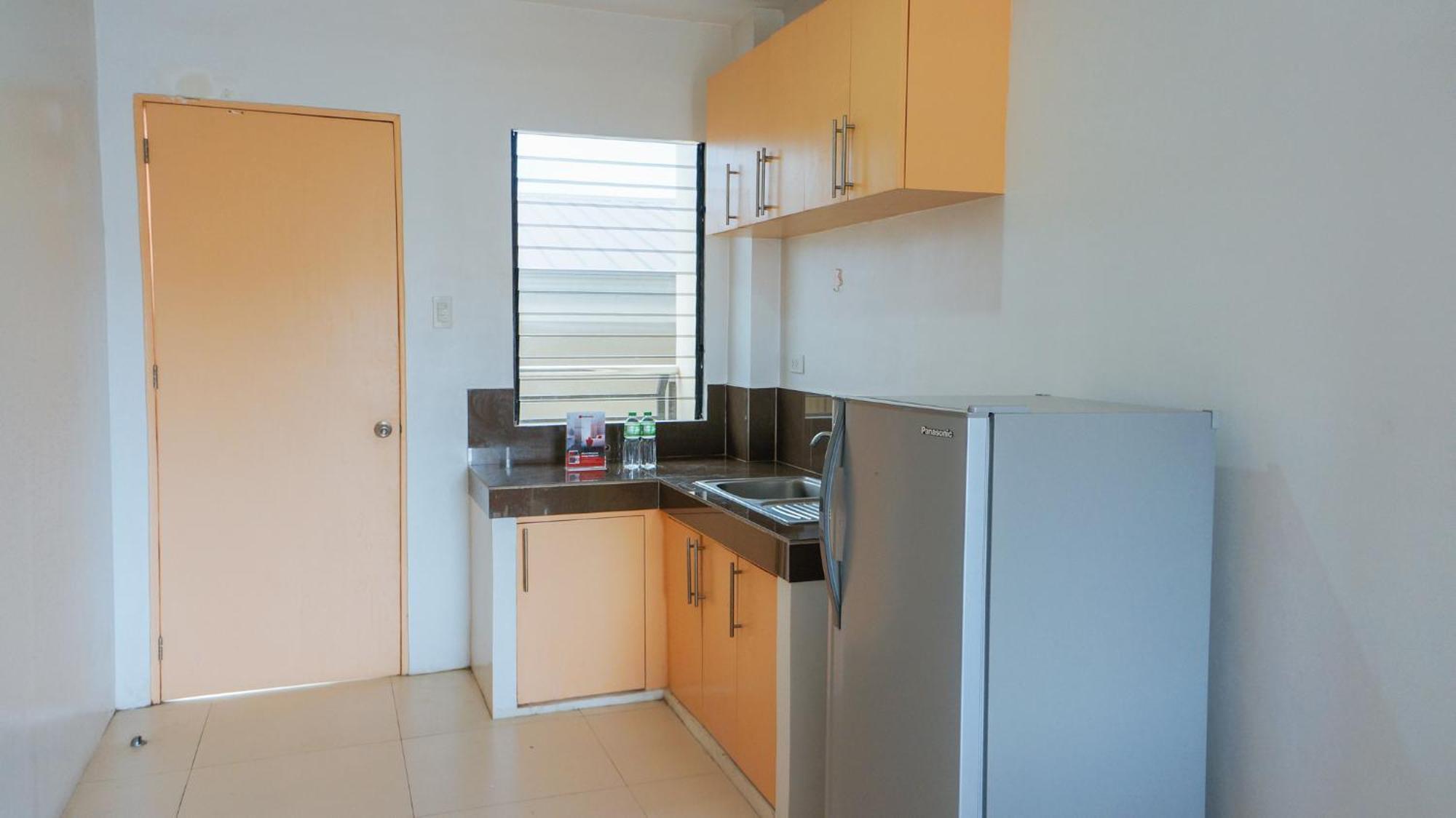 Reddoorz Plus Near Talisay Town Center Kültér fotó